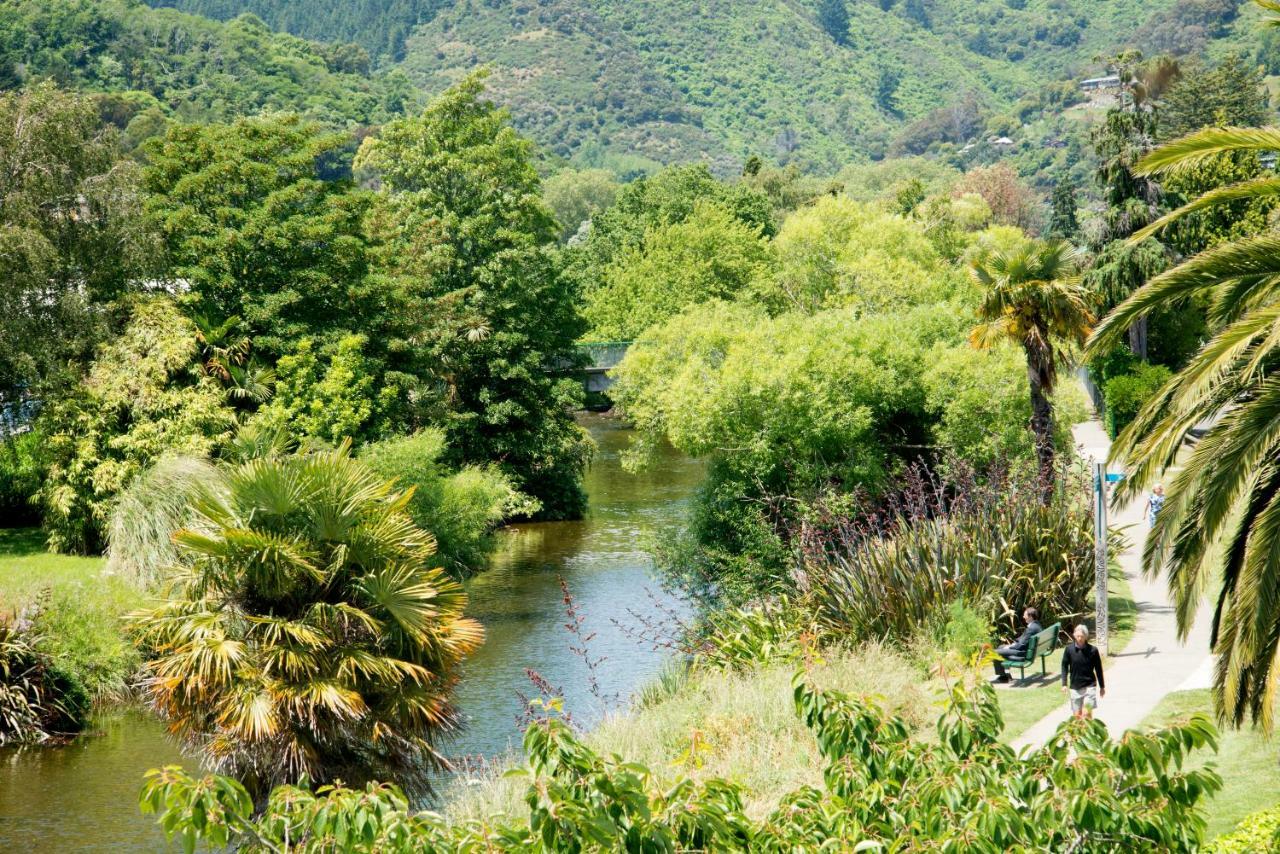 Riverside Nelson Esterno foto